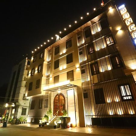 Sanca International Hotel In Patel Nagar Delhi New Delhi Exterior photo