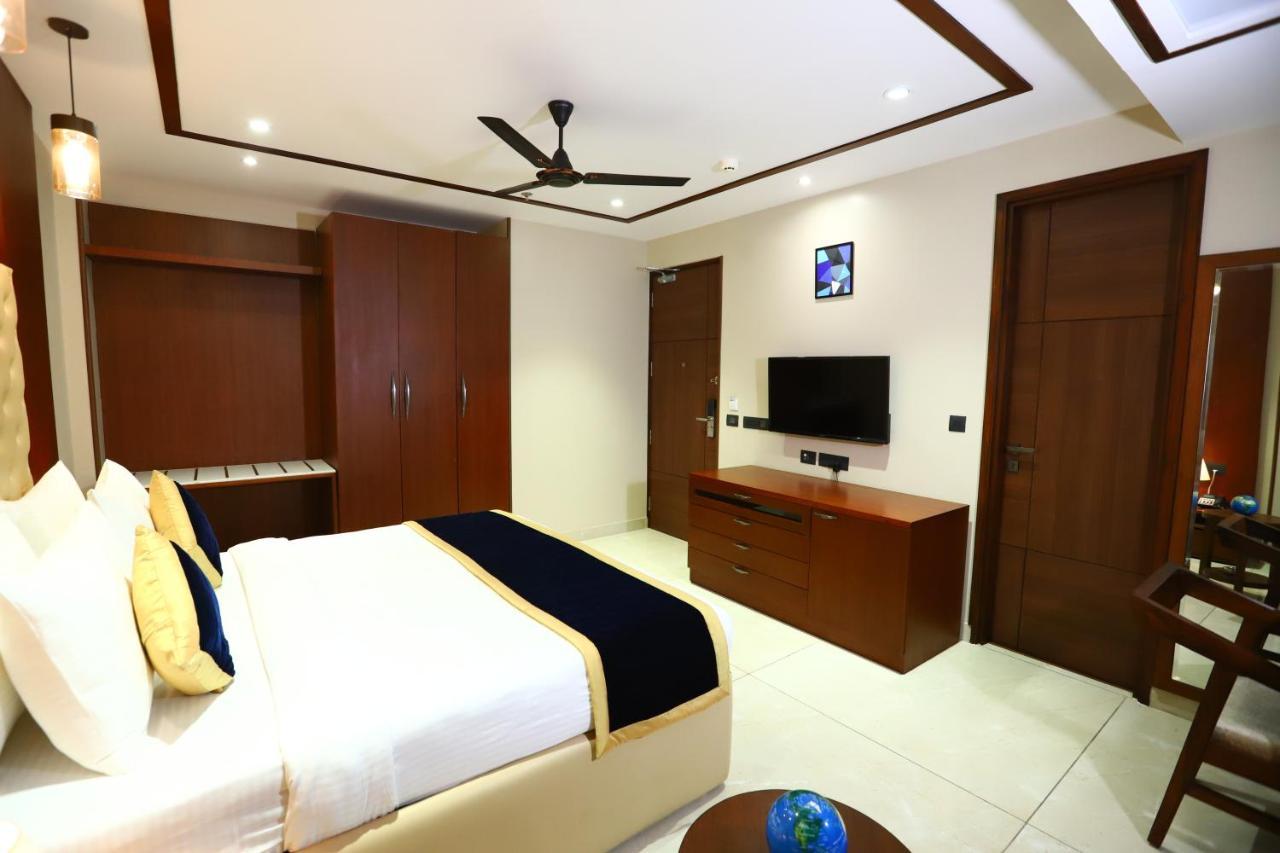 Sanca International Hotel In Patel Nagar Delhi New Delhi Exterior photo