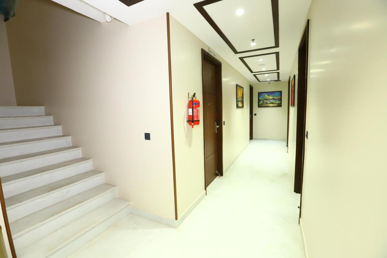 Sanca International Hotel In Patel Nagar Delhi New Delhi Exterior photo