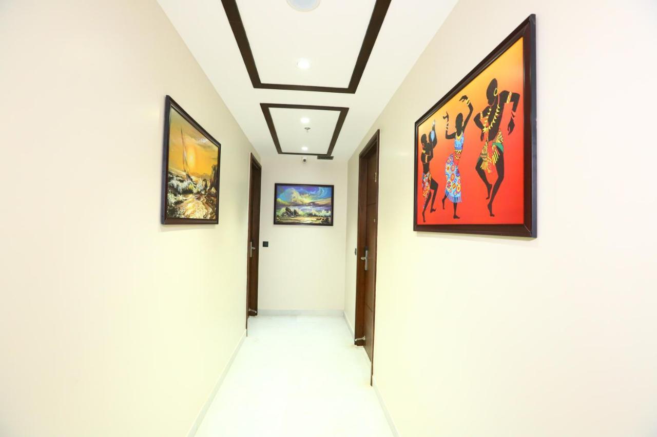 Sanca International Hotel In Patel Nagar Delhi New Delhi Exterior photo